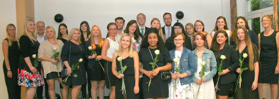 Top-Zeugnisse an der Augusta Akademie